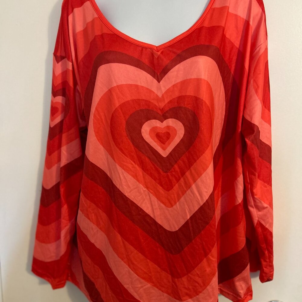 Red Heart Valentine's Day Swirl Top Long Sleeve XL 46 Bust New  Shelf - Picture 5 of 5